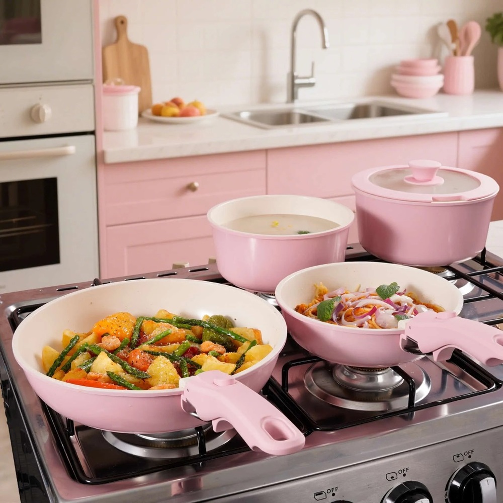 Pink Cookware Set - Picture 3 of 4